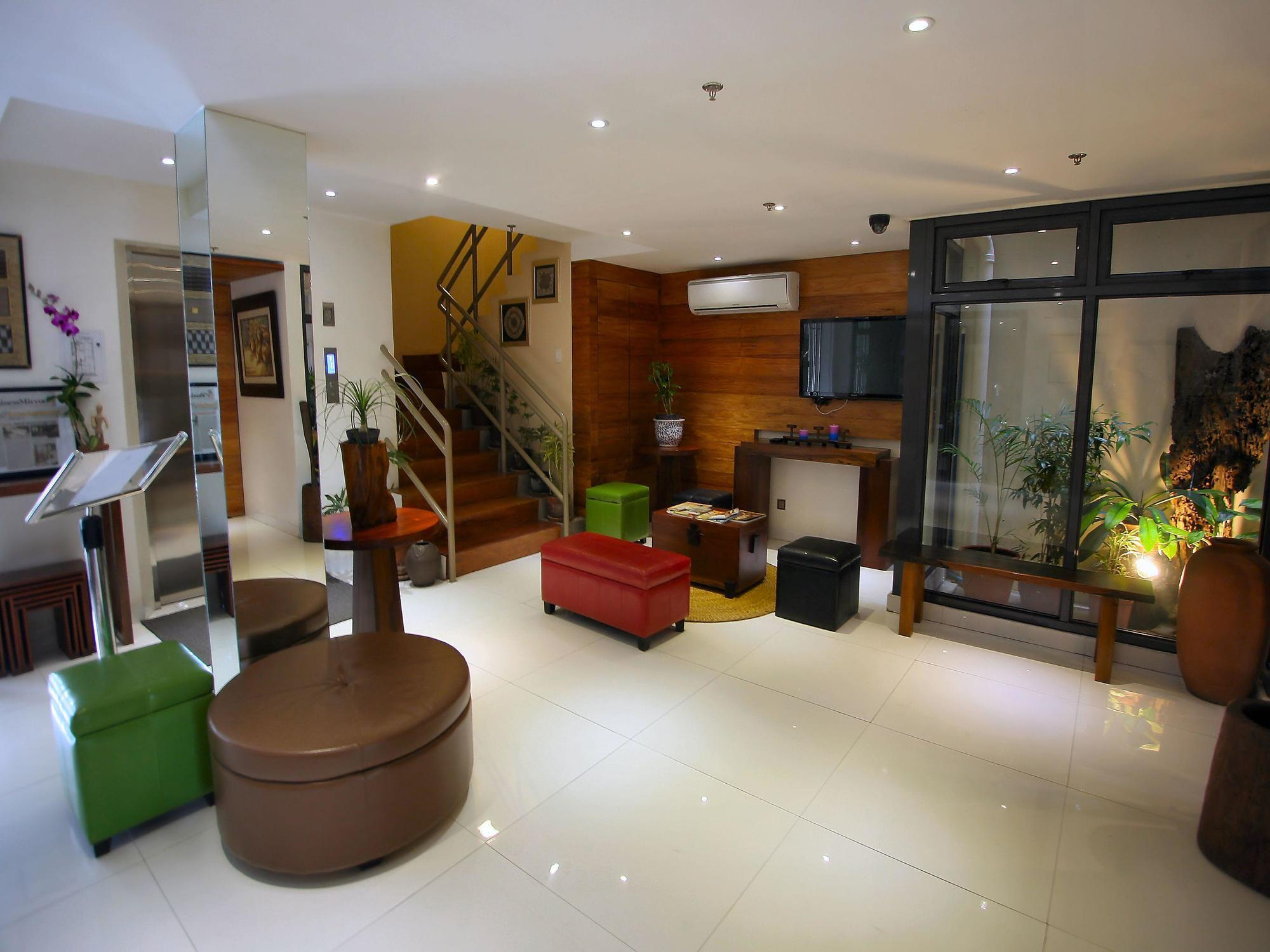The Suez Serviced Studios Makati Makati City Extérieur photo
