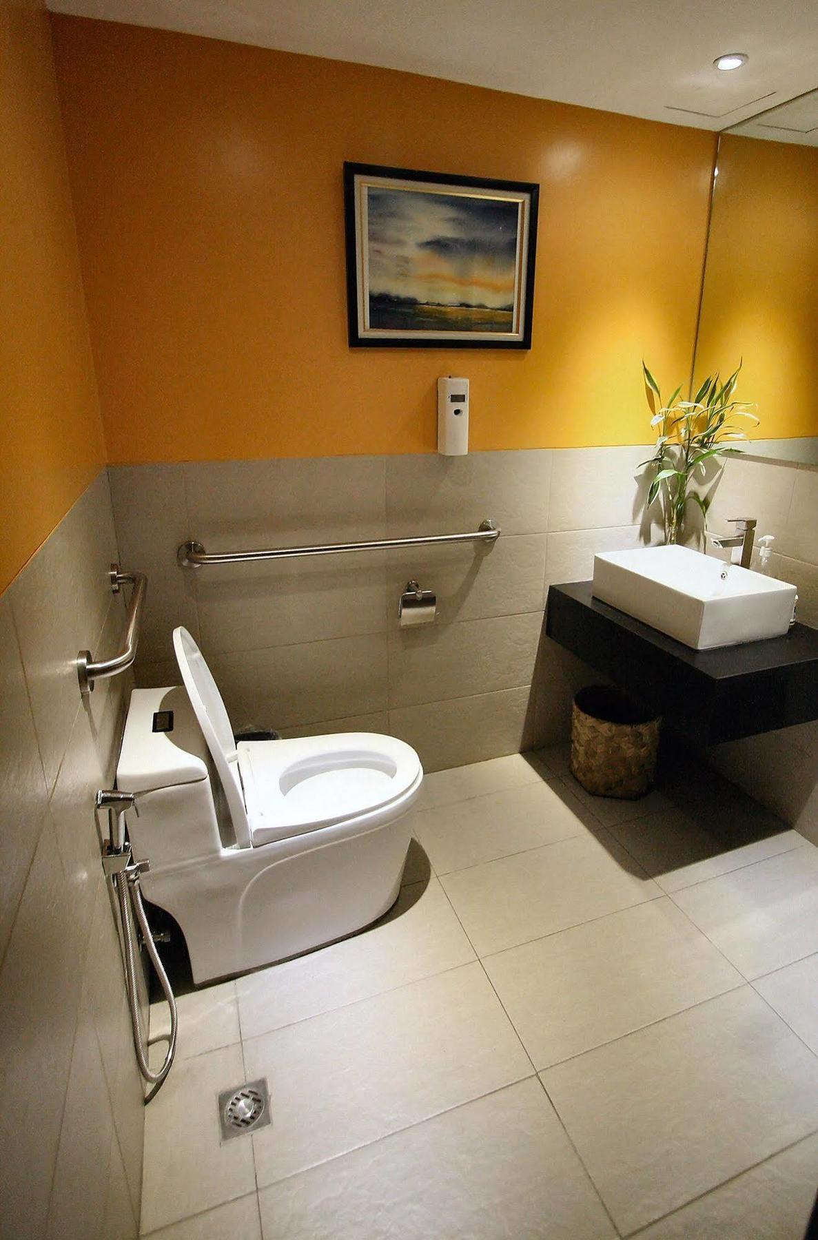 The Suez Serviced Studios Makati Makati City Extérieur photo